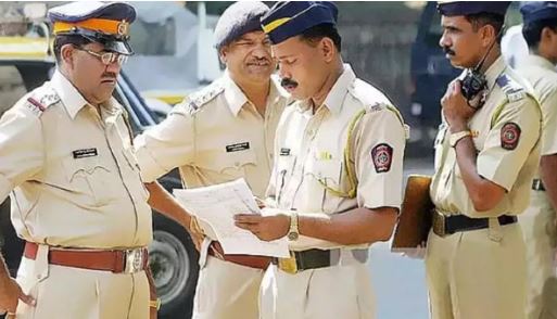 बकाया वेतन मांगा तो दलित युवक को सैंडल चटाकर मंगवाई माफी, सोशल मीडिया पर वायरल हुआ वीडियो