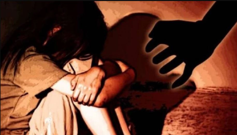 अलीगढ़: होटल में स्कूली छात्रा से गैंगरेप, पुलिस ने स्टाफ के दो लोगों को किया गिरफ्तार
