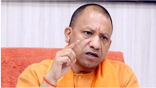 सीएम योगी ने दिया सख्त निर्देश- यूपी में इन मंदिरों के आसपास न बनें बड़ी इमारतें, नई कॉलोनियों के बारे में कही ये बात