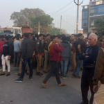 जेवर में तेज रफ्तार डंपर ने ई-रिक्शा में मारी जोरदार टक्कर, गर्भवती महिला सहित तीन की मौके पर ही मौत