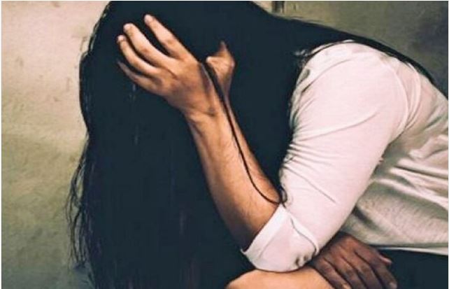 Noida: मंदिर में शादी, फिर सुहागरात और बना लिया MMS; ब्लैकमेल कर कई बार किया दुष्कर्म, गिरफ्तार