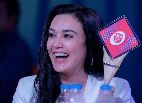 IPL Auction में पंजाब किंग्स से हुई गलती? ‘गलत खिलाड़ी’ खरीदने पर फ्रेंचाइजी ने तोड़ी चुप्पी, कहा-“खिलाड़ियों के सूची में..”