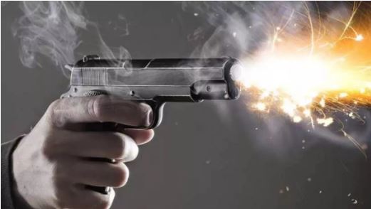 रूस के स्कूल में नाबालिग ने की फायरिंग, छात्रों पर गोलियां बरसा खुद कर ली आत्महत्या
