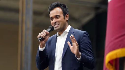राष्ट्रपति पद की रेस से विवेक रामास्वामी ने खुद को किया बाहर, डोनाल्ड ट्रंप को दिया अपना समर्थन