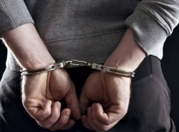 नोएडा में ईरानी युवती की हत्या, रिश्तेदारों पर हत्या का आरोप