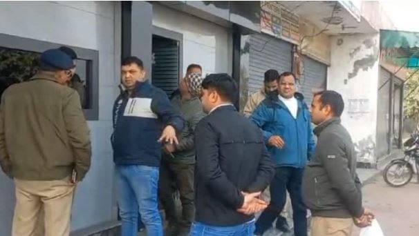 मेरठ में दुकान के बाहर स्पोर्ट्स व्यापारी की गोली मारकर हत्या, बदमाश फरार