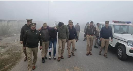 Noida Encounter: एयर इंडिया के क्रू मेंबर की हत्या मामले में एक आरोपी गिरफ्तार, गोगी गैंग के लिए अरेंज करता था शूटर