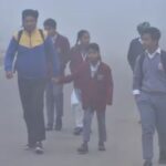यूपी में कक्षा आठवीं तक के स्कूलों की बढ़ाई गई छुट्टी, अब सीधे इस तारीख को खुलेंगे स्कूल- ठंड को देखते हुए लिया गया फैसला