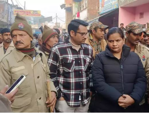 UP: उन्नाव में दो पक्षों में विवाद, जमकर बरसाए ईंट-पत्थर; एक की मौत