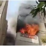 दिल्ली के द्वारका इलाके में अपार्टमेंट में आग, चौथी मंजिल से कूदीं 2 महिलाएं; 1 की मौत