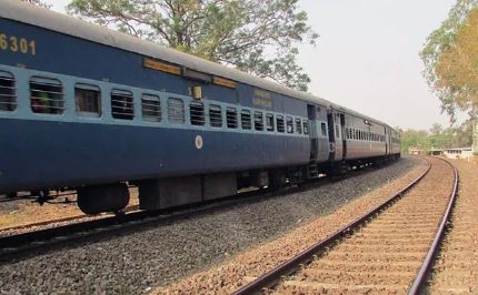 चलती ट्रेन में गैंगरेप पर इलाहाबाद हाई कोर्ट की सख्ती, रेल मंत्रालय को भेजा नोटिस