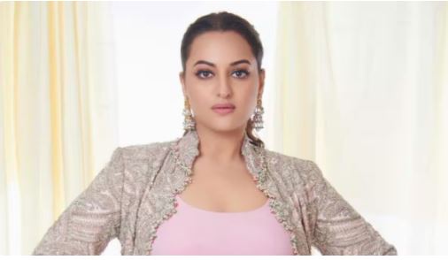 UP News: एक्ट्रेस सोनाक्षी सिन्हा की मैनेजर समेत 3 के खिलाफ कोर्ट ने दिया कुर्की के आदेश, जानें- मामला?