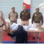 Delhi News: नौकरी के नाम पर ठगी करने वाले फर्जी कॉल सेंटर का पर्दाफाश, 4 लड़कियों समेत 6 लोग गिरफ्तार