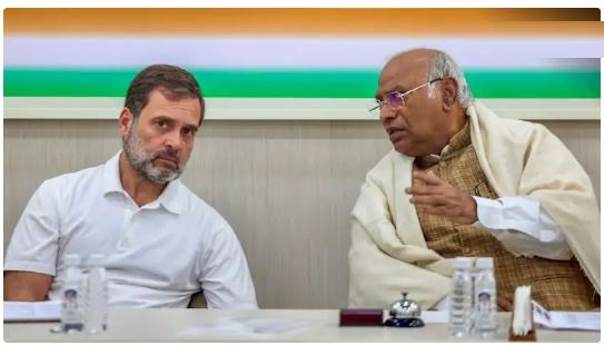 कांग्रेस को आयकर विभाग ने थमाया नया नोटिस, अब तक 3567 करोड़ रुपये टैक्स की डिमांड की