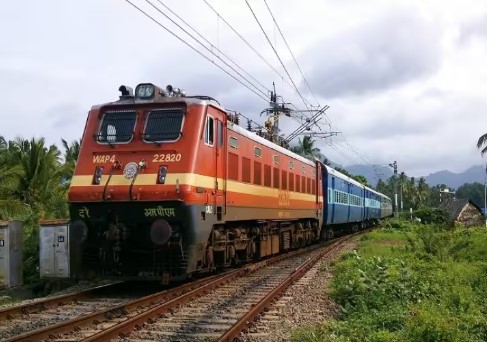 आधा सितंबर दिल्ली-अंबाला रूट पर चलने वाली करीब 10 एक्सप्रेस ट्रेनें रहेंगी रद्द, कई ट्रेनों का संचालन रहेगा प्रभावित 