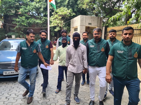पुलिस की स्पेशल सेल ने अंतरराष्ट्रीय नारकोटिक्स ड्रग्स तस्करी के गिरोह का किया खुलासा