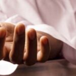 सूटकेस में जली हुई हालत में मिला युवती का शव, ममेरे भाई ने की हत्या, आरोपी गिरफ्तार 