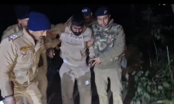  पुलिस ने 145 ग्राम स्मैक के साथ नशा तस्कर को किया गिरफ्तार