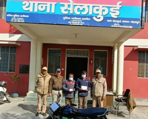 अवैध मादक पदार्थों के साथ 2 नशा तस्करों को किया गिरफ्तार