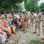आस्था की आड़ में फरेब! टिहरी पुलिस ने 33 ढोंगी बाबाओं को दबोचा