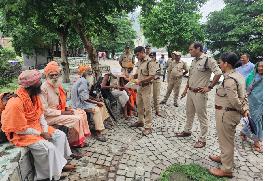 आस्था की आड़ में फरेब! टिहरी पुलिस ने 33 ढोंगी बाबाओं को दबोचा