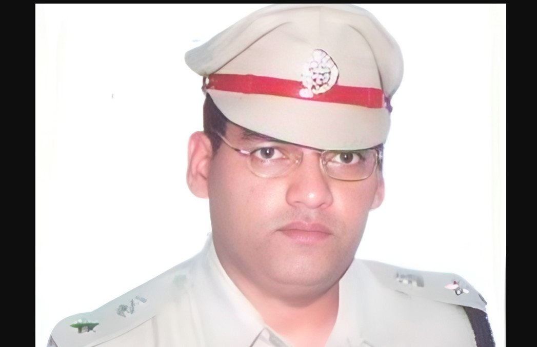 हरियाणा के वरिष्ठ आईपीएस अधिकारी वाई पूरन कुमार ने की आत्महत्या