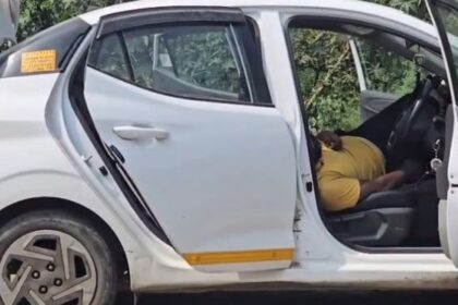 नरेला इंडस्ट्रियल एरिया में कार से दो शव मिलने से सनसनी