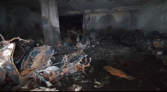 गाजियाबाद के खोड़ा में पांच मंजिला इमारत में भीषण आग, पति-पत्नी की मौत
