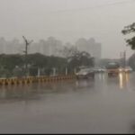 दिल्ली-एनसीआर में मौसम ने बदली करवट, हल्की बारिश से सुहानी हुई सुबह