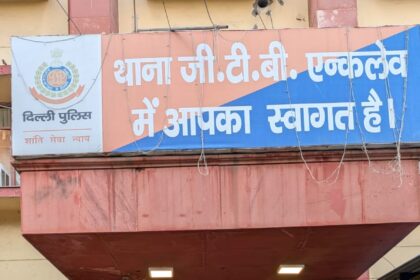 Delhi Police nabs serial burglar, ₹30 lakh worth gold-silver jewellery recovered