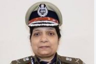 देखिए नोएडा में श्रमिकों द्वारा किए  गए आंदोलन में क्या रही पुलिस की भूमिका – video