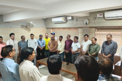 नोएडा मीडिया क्लब की बैठक में विभिन्न मुद्दों पर हुई चर्चा, शोकसभा आयोजित