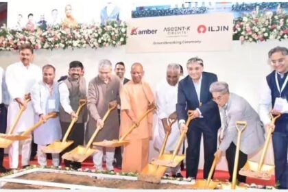 सीएम योगी ने यमुना सिटी में तीन इंडस्ट्रियल यूनिटों का किया शिलान्यास, निवेशकों को दिया न्योता