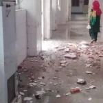गाजियाबाद एमएमजी अस्पताल की छत का प्लास्टर गिरा, सर्जिकल वार्ड में भर्ती मरीजों में मची अफरा-तफरी