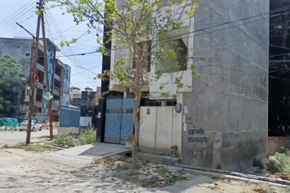 नोएडा में अवैध ड्राइविंग स्कूलों का जाल, विभाग की कार्रवाई पर उठे सवाल