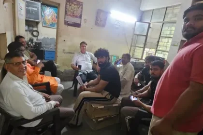 साहिबाबाद में बिजली पोल में करंट से गोवंश की मौत, लापरवाही पर उठे सवाल
