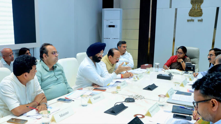 दिल्ली में पुराने प्रदूषणकारी वाहनों पर लगेगी रोक, ‘परिवर्तन’ योजना को कैबिनेट की मंजूरी
