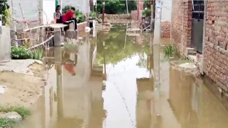 हिंडन नदी का बढ़ा जलस्तर, गाजियाबाद के नदी किनारे इलाकों में दहशत; सिटी फॉरेस्ट बंद