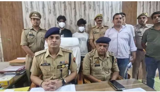 टैक्सी चलाने की आड़ में करते थे रेकी, रात में घरों में घुसकर लूट-चोरी; मुठभेड़ के बाद 4 बदमाश गिरफ्तार