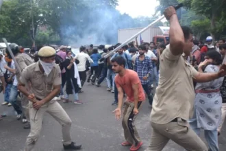 संसद मार्च हिंसा: हिरासत में लिए गए प्रदर्शनकारियों की पहचान में जुटी दिल्ली पुलिस