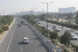 UP ट्रेड शो से पहले ग्रेटर नोएडा चमकेगा, एक्सप्रेसवे और परी चौक की हरियाली पर खर्च होंगे 1.65 करोड़