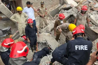 रोहिणी इमारत हादसा: एमसीडी ने आर्किटेक्ट और स्ट्रक्चर इंजीनियर पर कार्रवाई की तैयारी शुरू की