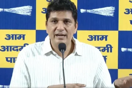 Aam Aadmi Party का आरोप: 650 करोड़ के दवा घोटाले का मुख्य आरोपी देश से कैसे फरार हुआ?