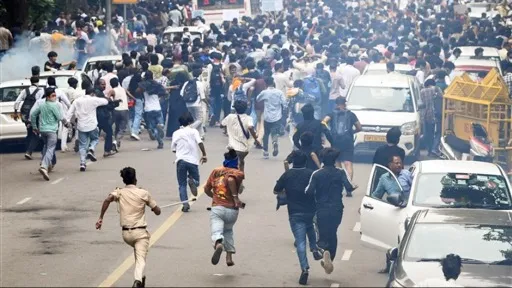 दिल्ली पुलिस का रुख साफ, हिंसा और तोड़फोड़ करने वालों पर जारी रहेगी कार्रवाई