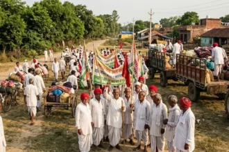 44 गांवों के किसानों का आबादी भूखंड मुद्दा फिर गरमाया, 6 जुलाई के बाद लखनऊ कूच की चेतावनी