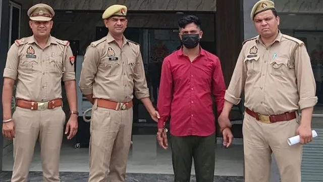गाजियाबाद में युवती से दुष्कर्म और मतांतरण के दबाव का आरोप, छह पर केस