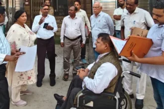 झील की जमीन पर बनी इमारत पर चलेगा बुलडोजर, महापौर ने किया निरीक्षण