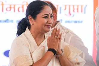 दिल्ली सरकार का बड़ा फैसला, महिलाओं को हर महीने मिलेंगे ₹2,500; लक्ष्मी योजना को मंजूरी