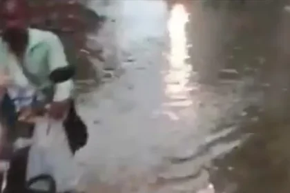 ग्रेटर नोएडा में जलभराव से हालात बिगड़े, ग्रामीणों ने प्राधिकरण पर उठाए सवाल