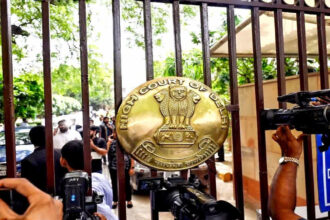 सुकेश चंद्रशेखर को हाईकोर्ट से नहीं मिली राहत, आरोप तय करने के आदेश पर पुलिस को नोटिस